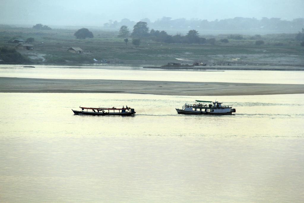 Ayarwaddy River View Hotel Mandalay Exterior foto