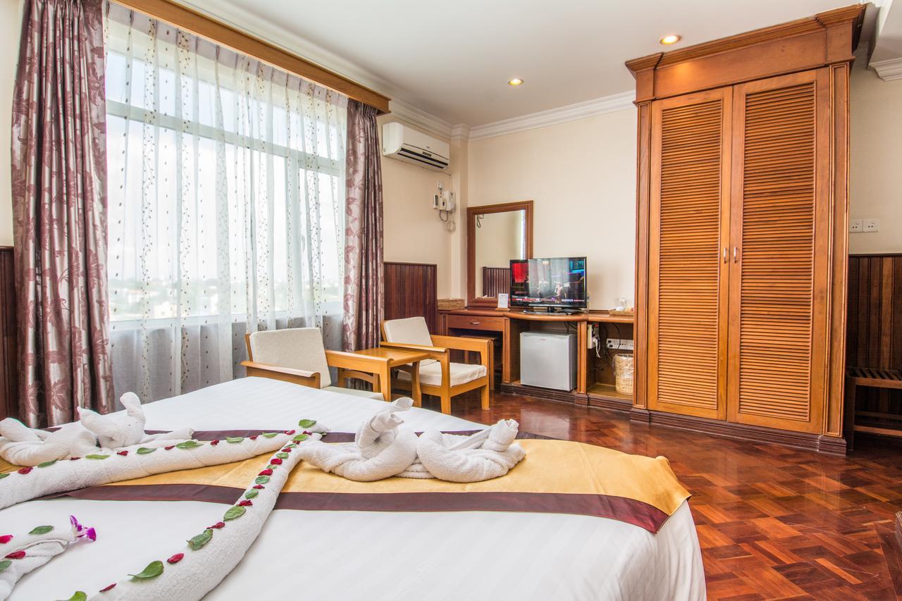 Ayarwaddy River View Hotel Mandalay Exterior foto