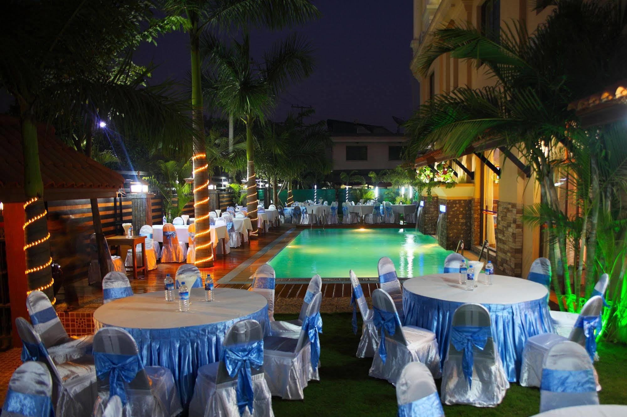 Ayarwaddy River View Hotel Mandalay Exterior foto
